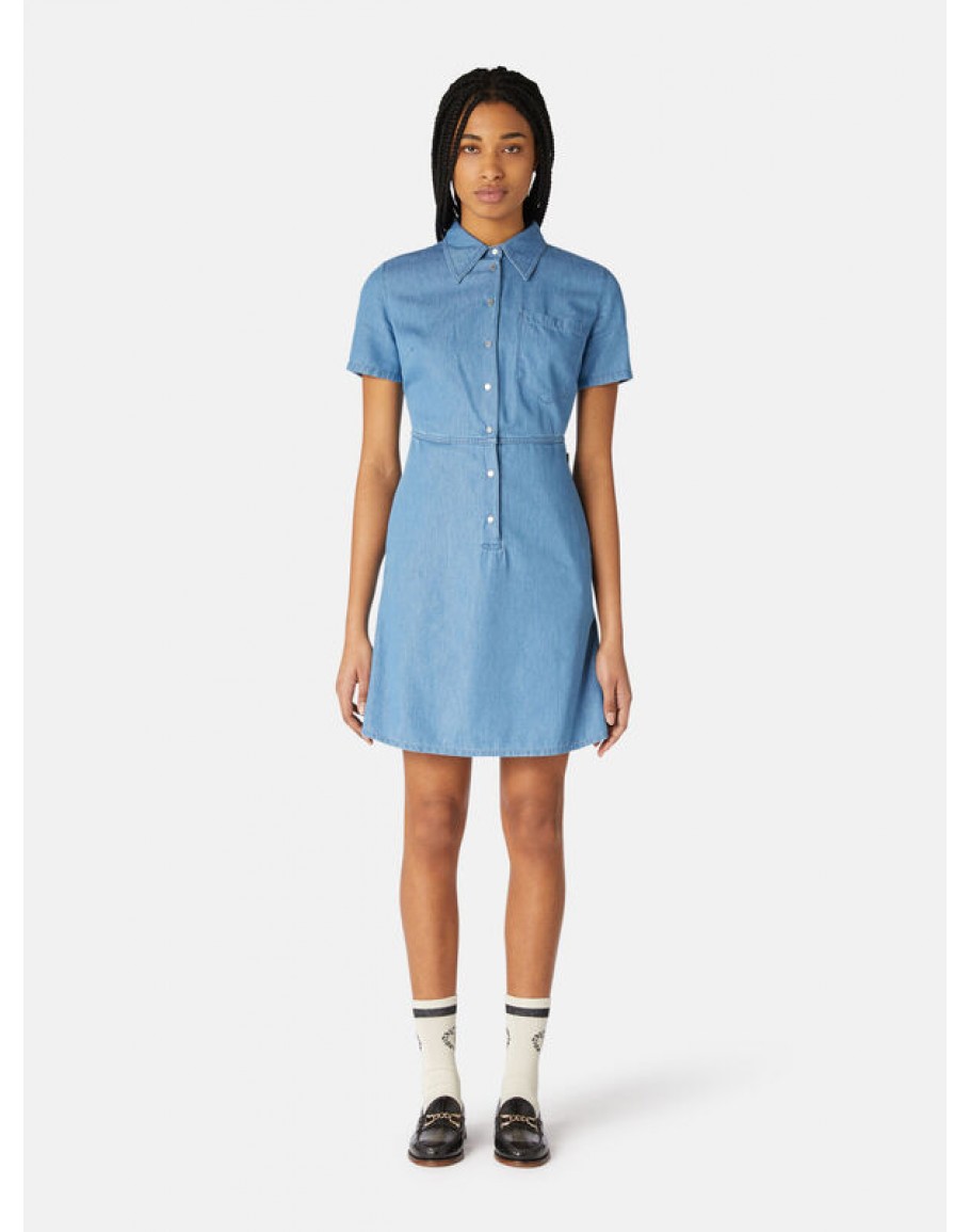 Short sleeved dress with buttons